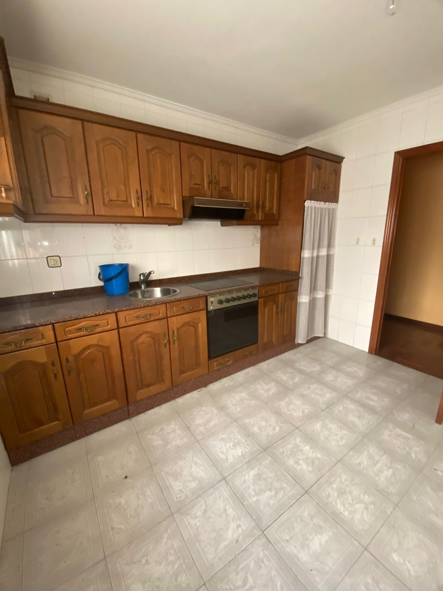 Cuina de Pis en venda en Langreo amb Calefacció, Parquet i Traster