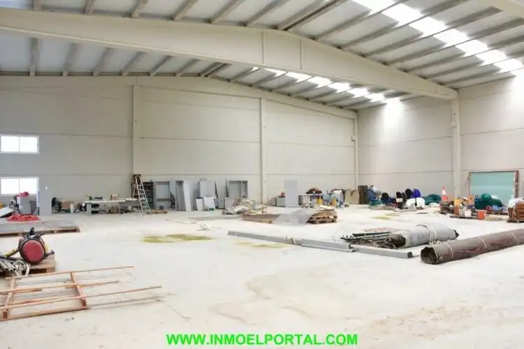 Industrial buildings for sale in Murillo El Fruto