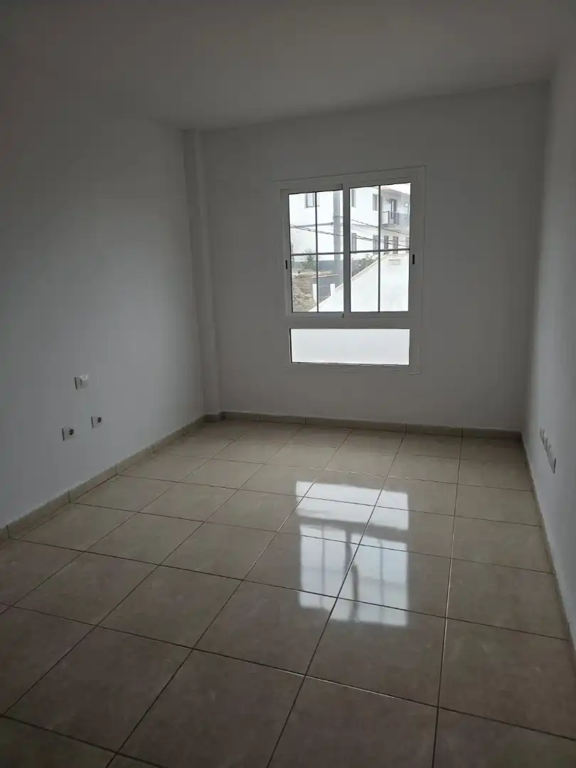 Habitación de Piso de alquiler en San Juan de la Rambla con Jardín privado, Terraza y Horno