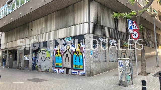 Local comercial en Alquiler en CORTS CATALANES  en La Font de la Guatlla