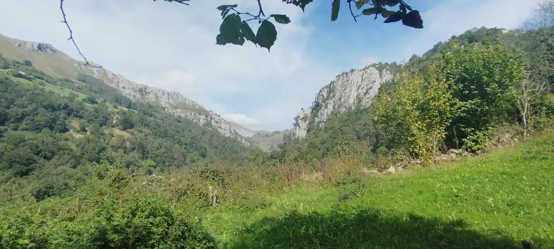 Finca rústica en venda en Miera amb Balcó
