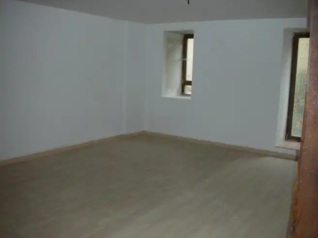 Wohnzimmer von Gebäude zum Verkauf in Armiñón