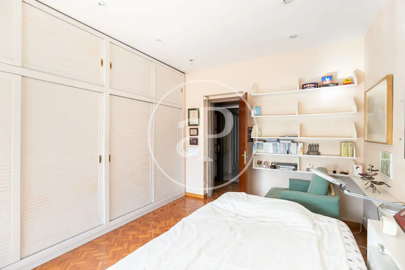 Habitación de Piso en venta en Barcelona con Aire acondicionado, Calefacción y Terraza