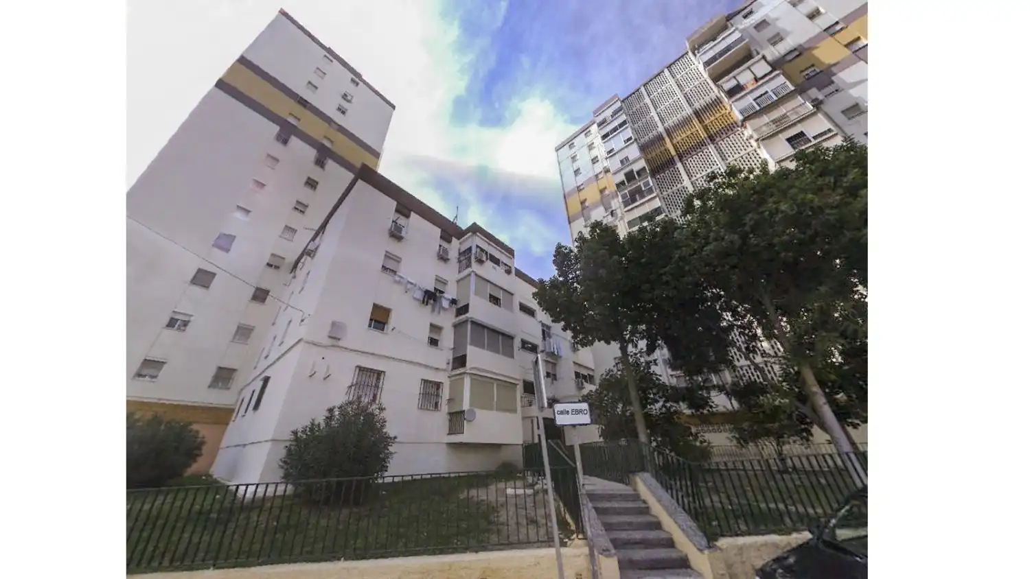 Vista exterior de Pis en venda en Málaga amb Calefacció, Terrassa i Balcó