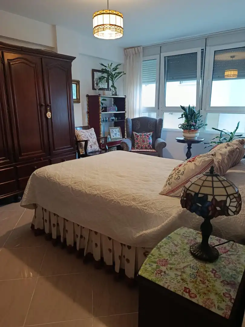 Schlafzimmer von Wohnung zum Verkauf in Cádiz mit Klimaanlage