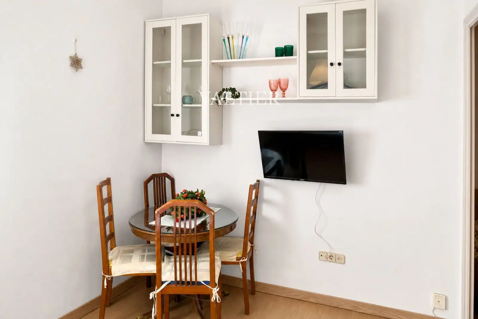 Dining room of Flat for rent in Madrid  with Air Conditioner, Storage room and Furnished