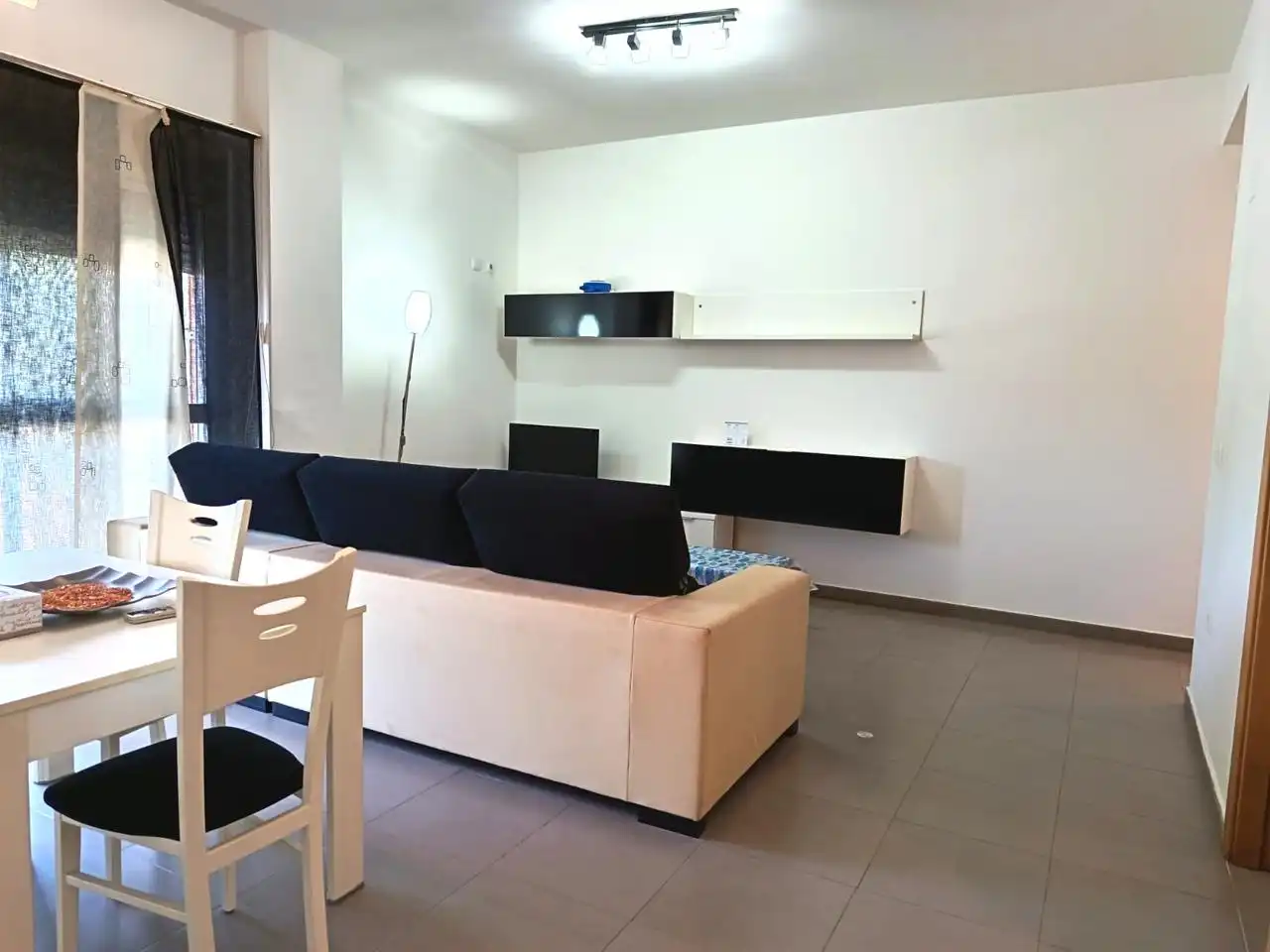 Living room of Ground floor for sale in Oliva  with Air Conditioner and Storage room