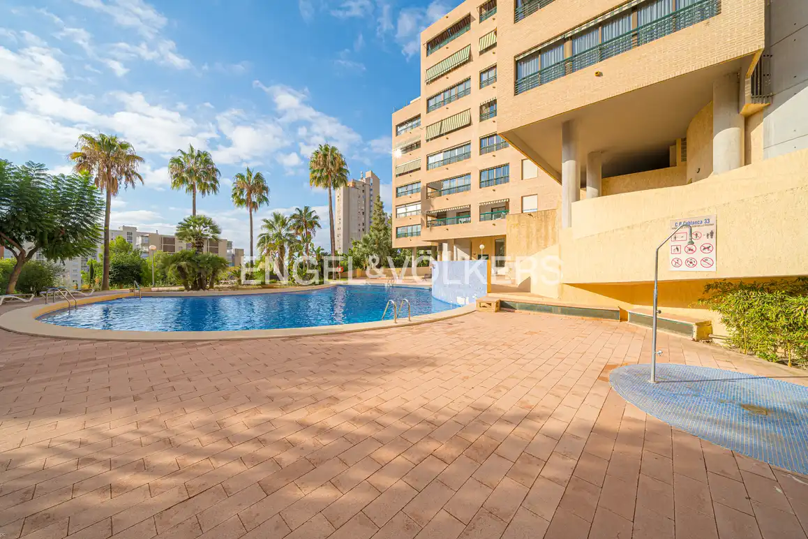 Flat with pool for sale in Avinguda Marina Baixa 8, imagen 32