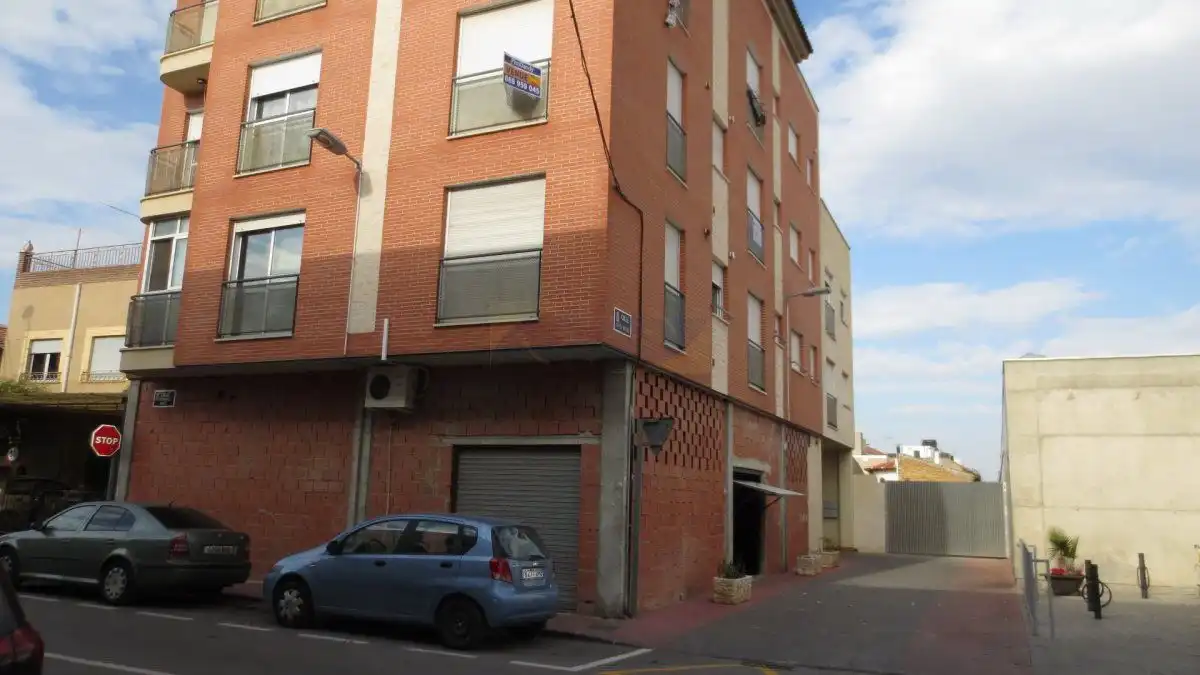 Vista exterior de Local en venta en Murcia