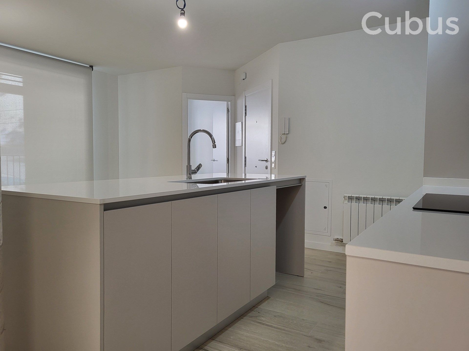 Cuina de Planta baixa en venda en Olot amb Calefacció, Terrassa i Traster