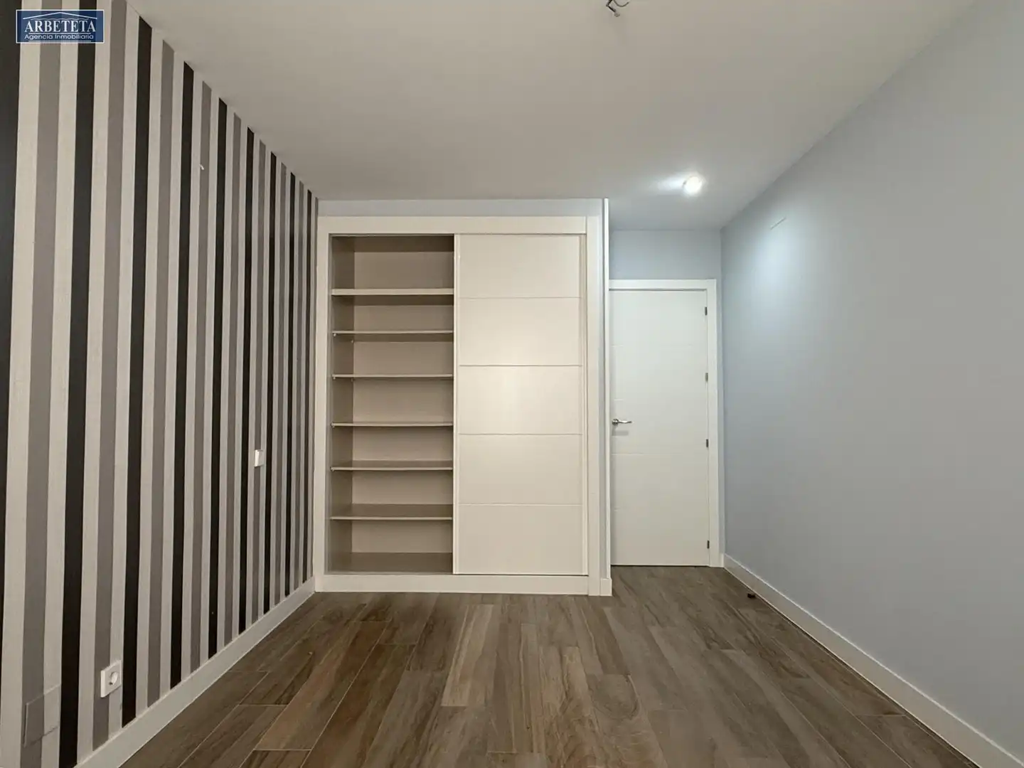 Habitación de Piso en venta en Guadalajara con Calefacción y Balcón