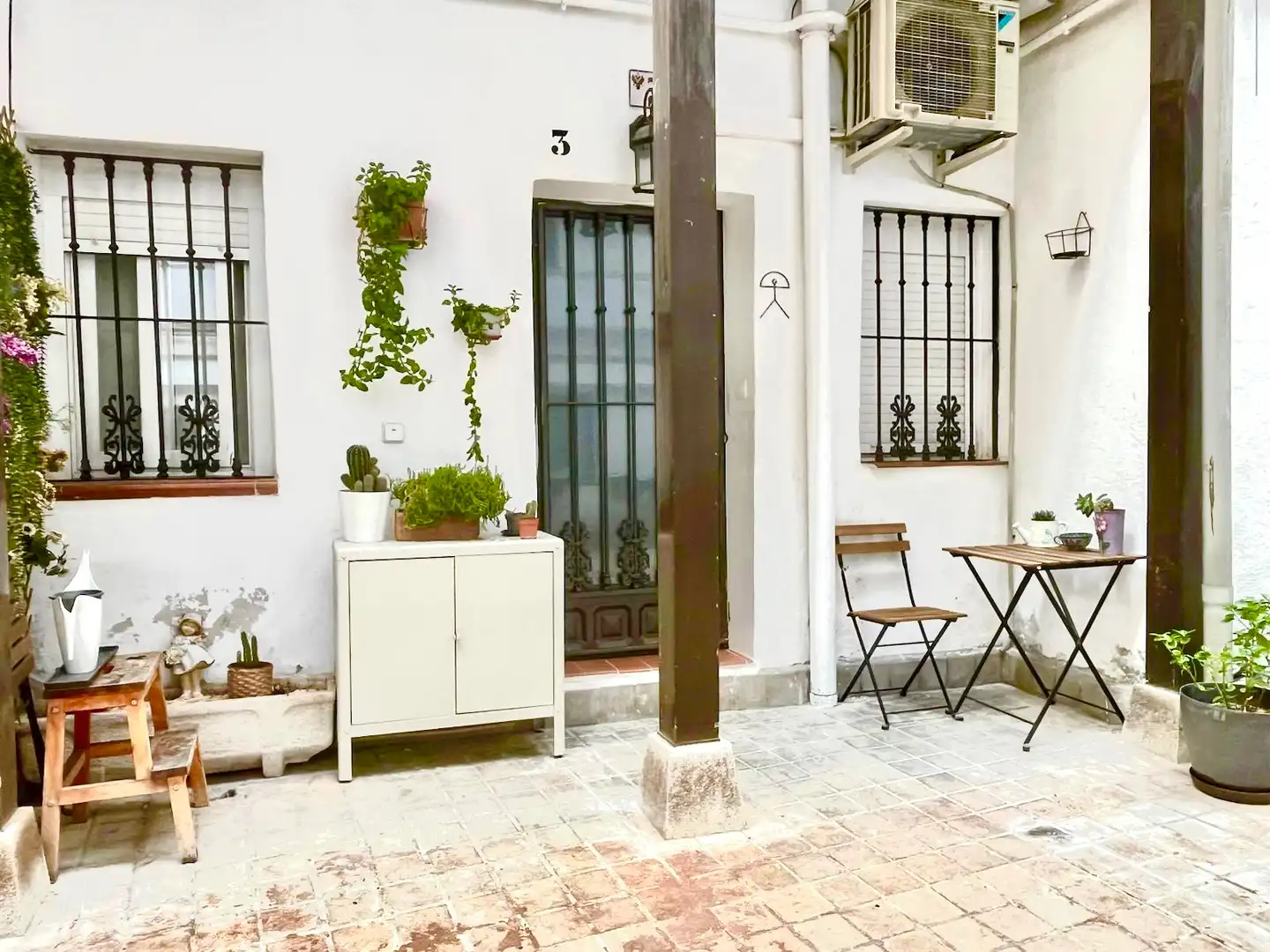Balcony of Study for rent in Madrid  with Air Conditioner, Heating and Furnished