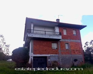 Exterior view of House or chalet for sale in Pontevedra Capital   with Heating, Private garden and Parquet flooring
