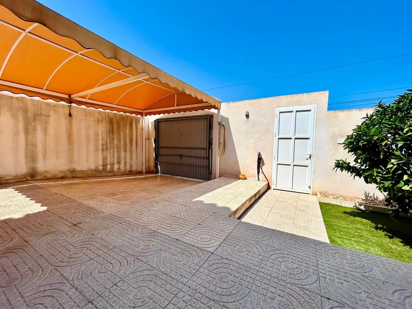 Terrassa de Casa o xalet en venda en Torrevieja