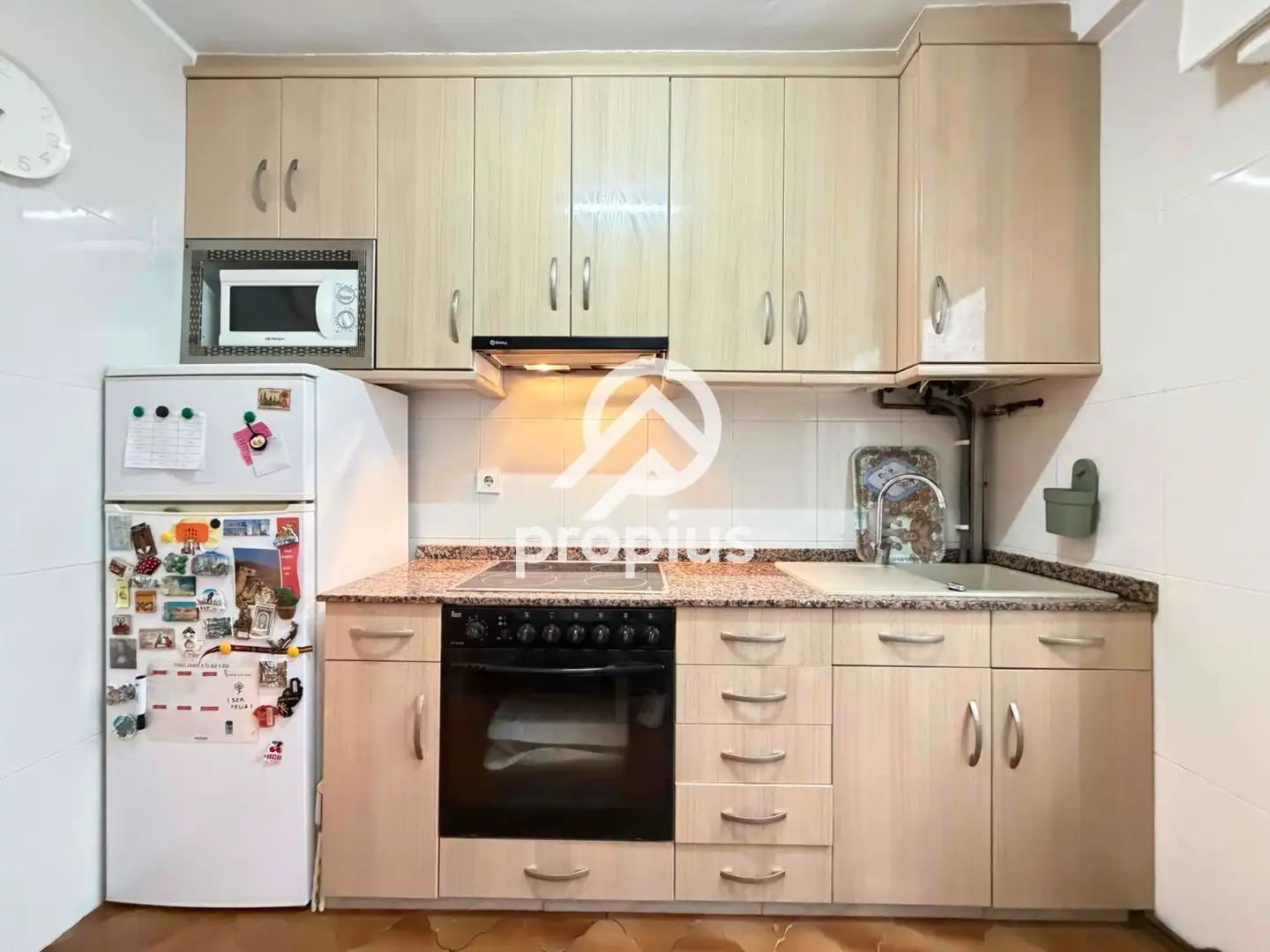 Küche von Wohnung zum Verkauf in Oviedo  mit Heizung, Abstellraum und Möbliert
