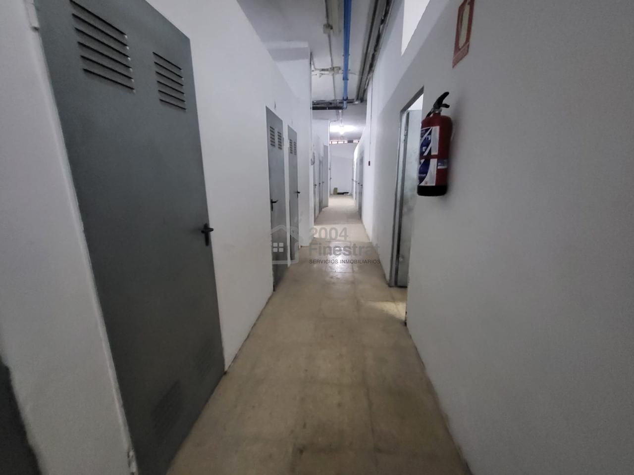 Box room for sale in Finestrat