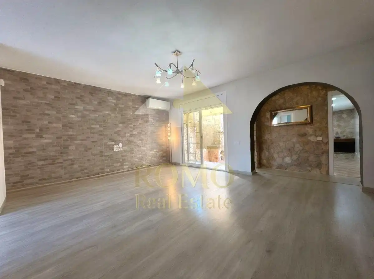 Adosado con terraza en venta en Carrer de l'Aneto, imagen 8