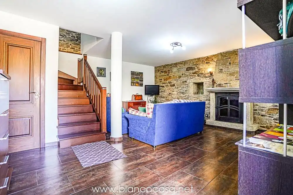 Casa o chalet en venta en Vimianzo con Calefacción, Trastero y Amueblado