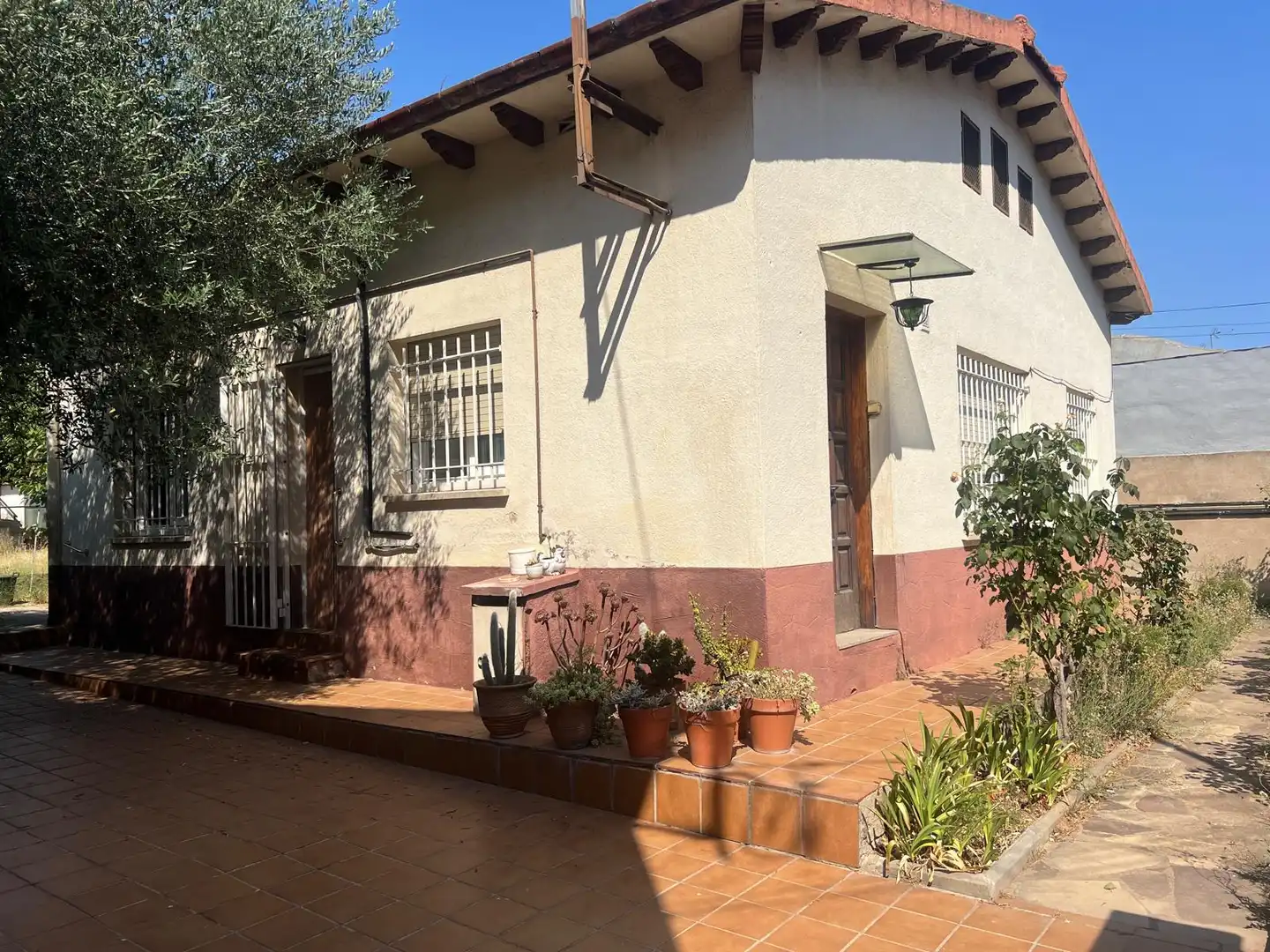 Vista exterior de Casa o xalet en venda en Mollet del Vallès amb Calefacció, Jardí privat i Terrassa