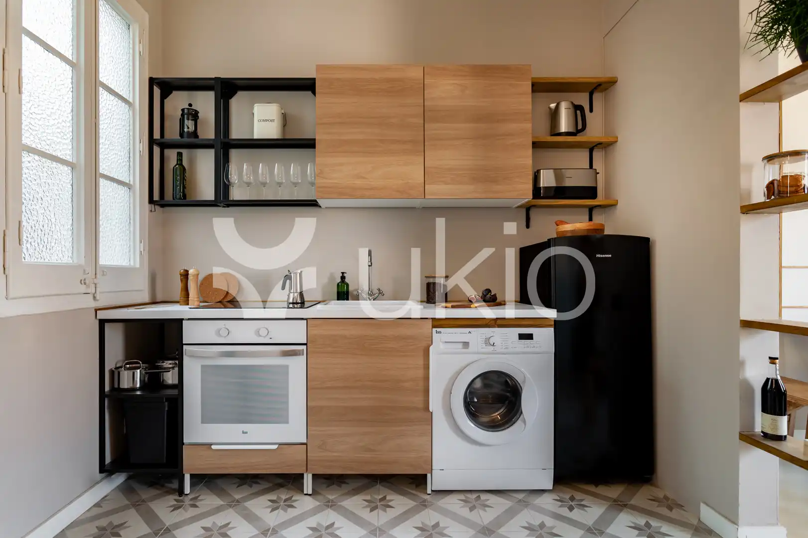 Cocina de Apartamento de alquiler en Barcelona con Aire acondicionado, Calefacción y Amueblado