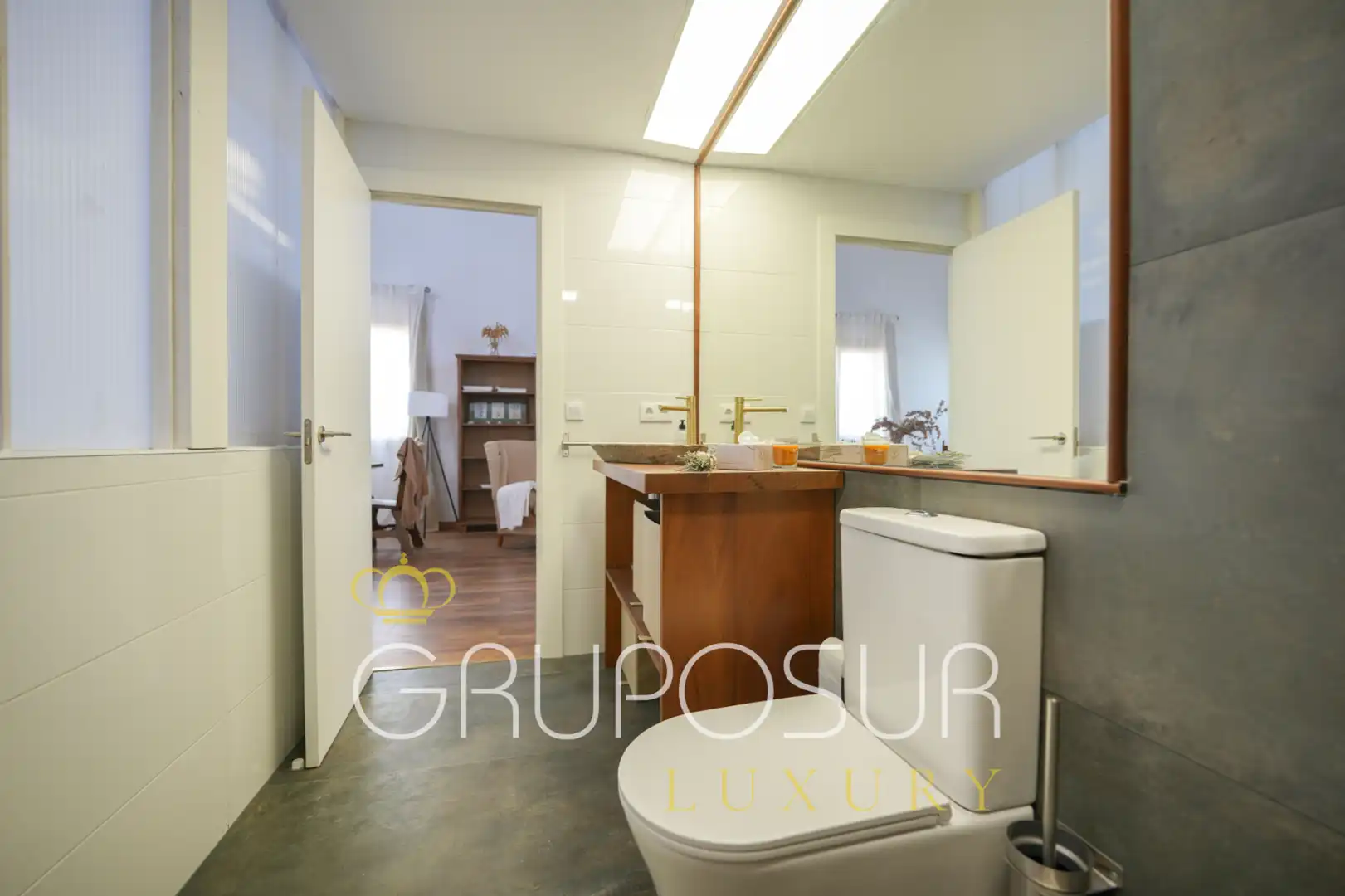 Badezimmer von Einfamilien-Reihenhaus zum Verkauf in Valladolid mit Klimaanlage, Heizung und Terrasse