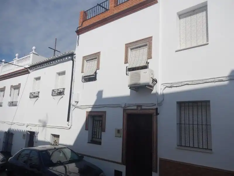 Vista exterior de Piso en venta en Montellano