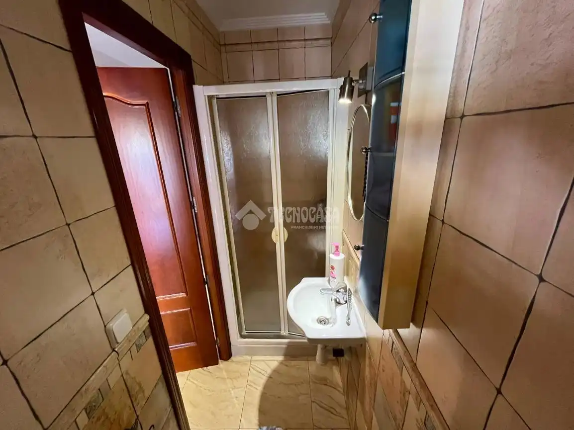 Bathroom of Detached homes for sale in Dos Hermanas  with Air Conditioner and Balcony