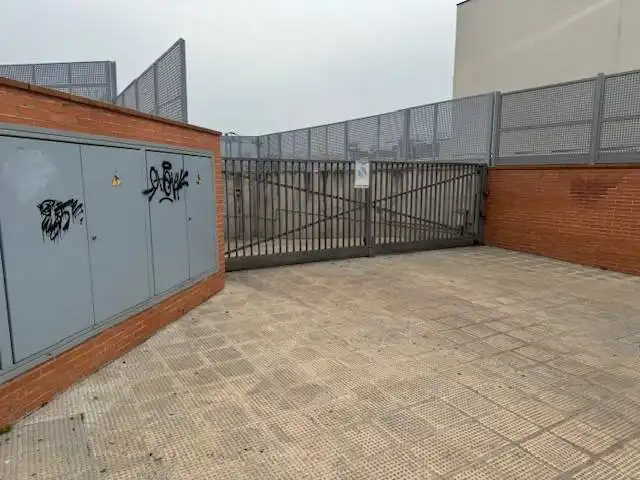 Einzelparkplatz zum Verkauf in VIEJO DE VICALVARO, imagen 2