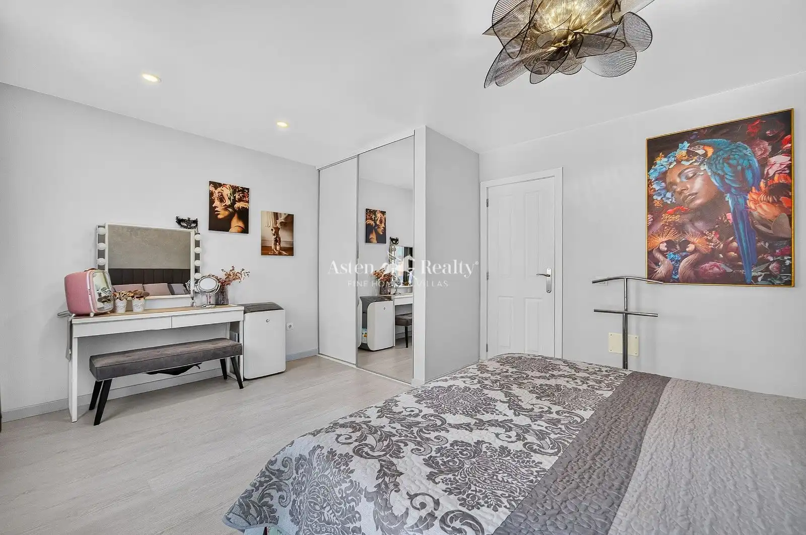 Habitación de Casa adosada en venta en Adeje con Terraza, Trastero y Piscina