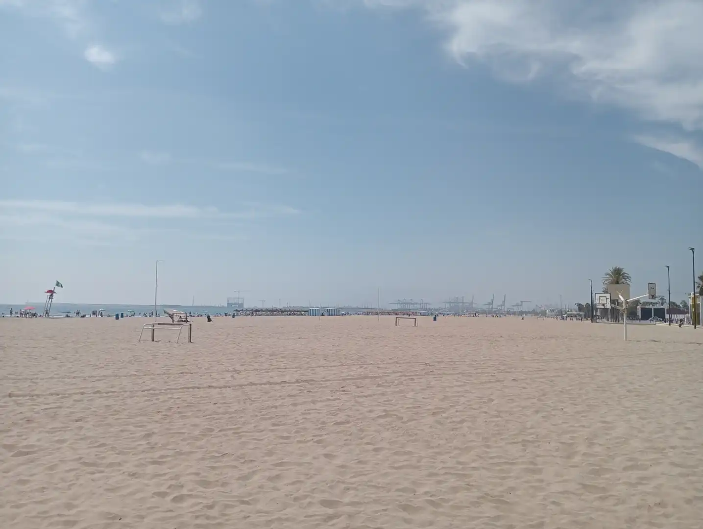 Exterior view of Flat for sale in Valencia  with Air Conditioner, Parquet flooring and Furnished