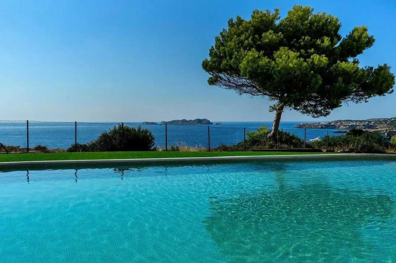 Swimming pool of Detached homes for sale in Sant Josep de sa Talaia  with Air Conditioner, Heating and Private garden
