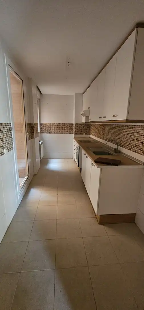 Cuina de Pis en venda en Valdemoro amb Aire condicionat, Terrassa i Traster