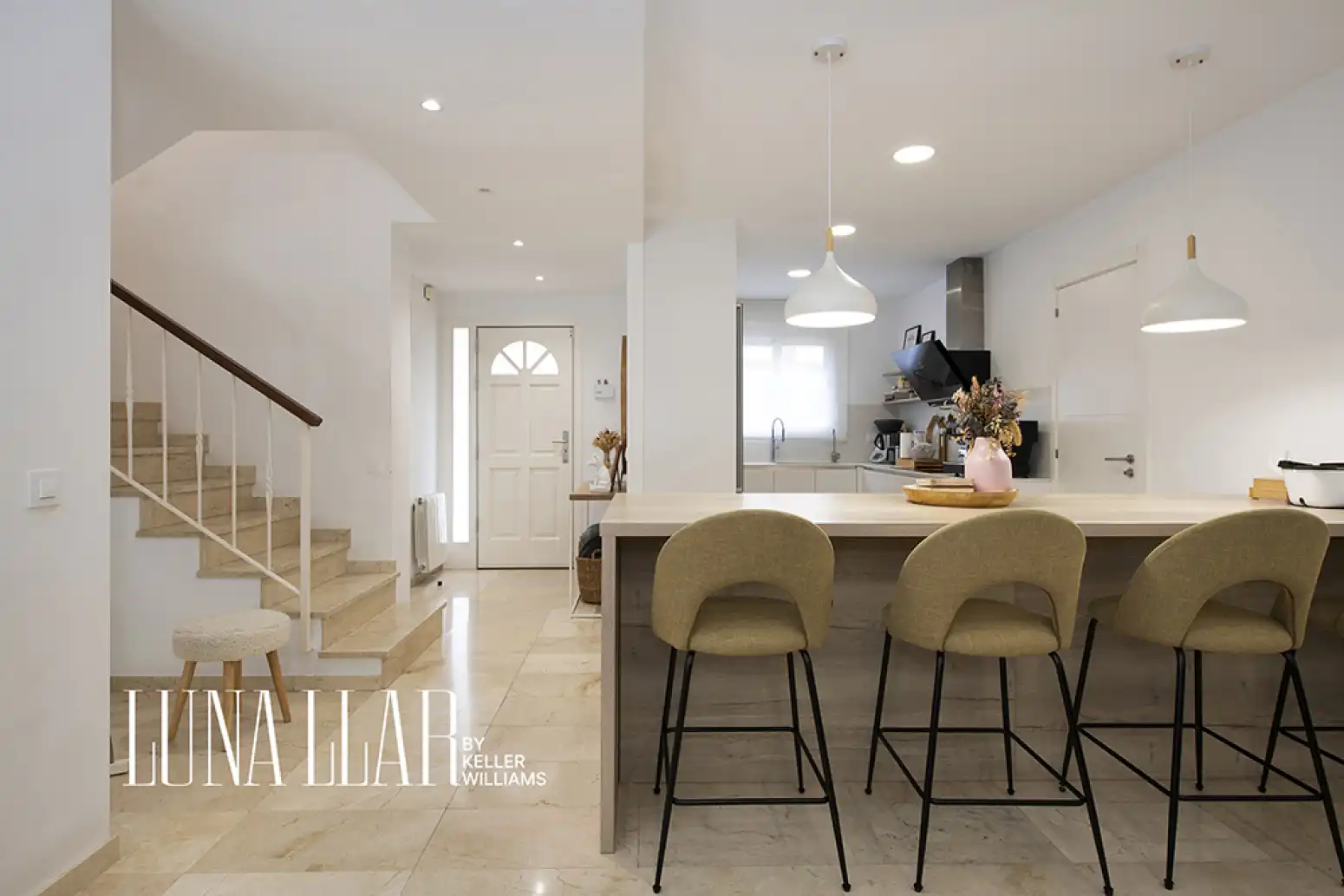 Kitchen of Houses for sale in Can Bou