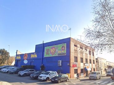 Nau industrial en venda a TERRASSA
