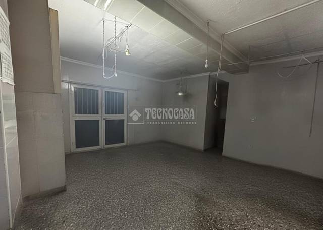 Piso en Venta en C. Doña María Manrique en Los Guindos - Parque Mediterráneo - Santa Paula