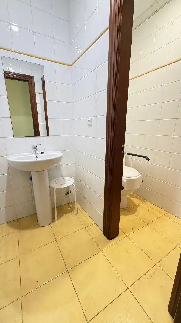 Local commercial à vendre à Calle Jacobo Olañeta, imagen 4