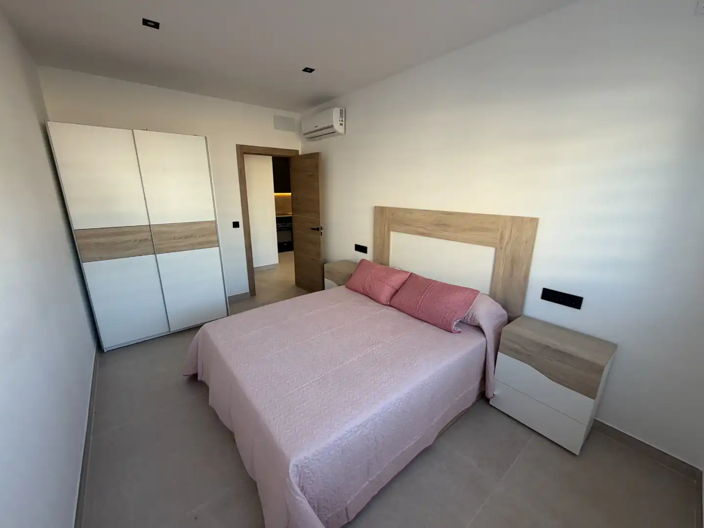 Dormitori de Apartament de lloguer en Aljomahima - Ermita