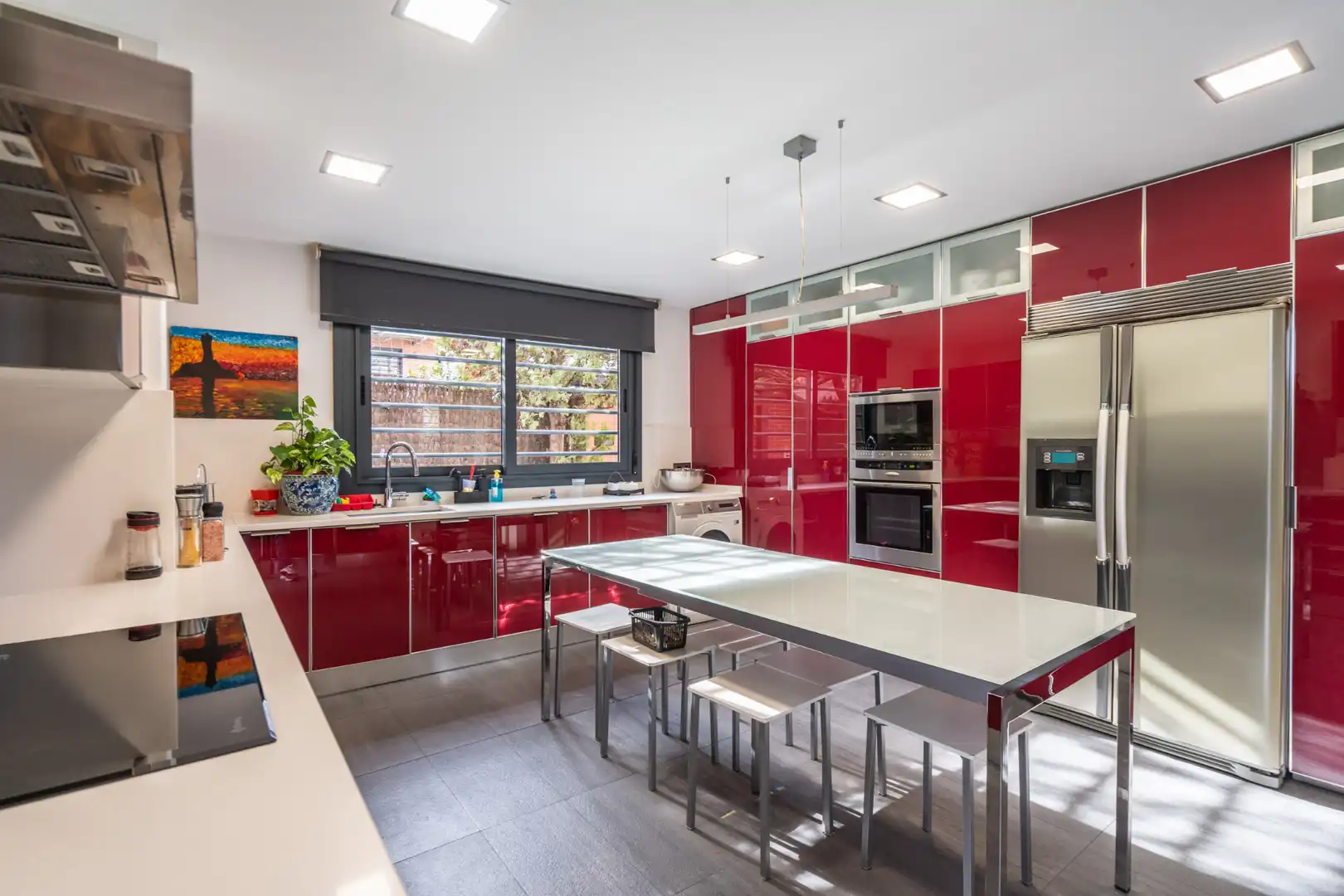 Cocina de Casa adosada en venta en Las Rozas de Madrid con Aire acondicionado, Calefacción y Jardín privado