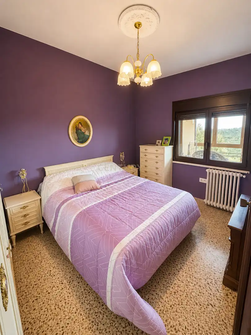 Dormitori de Casa o xalet en venda en Cáceres amb Jardí privat i Piscina