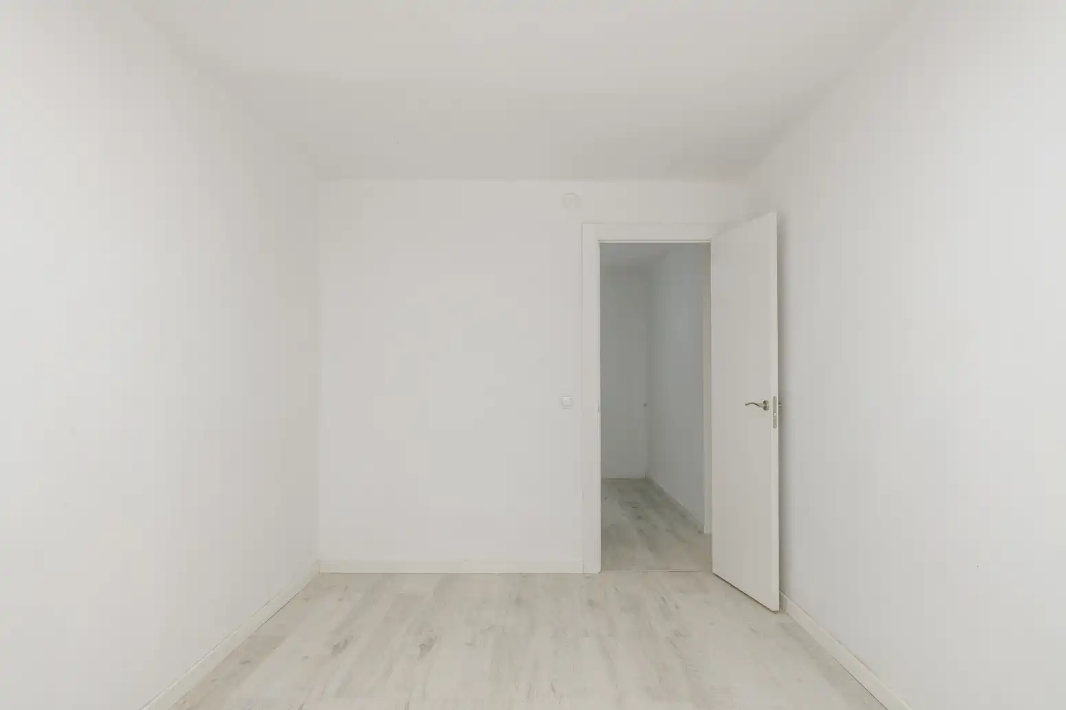 Dormitori de Pis en venda en L'Hospitalet de Llobregat amb Parquet