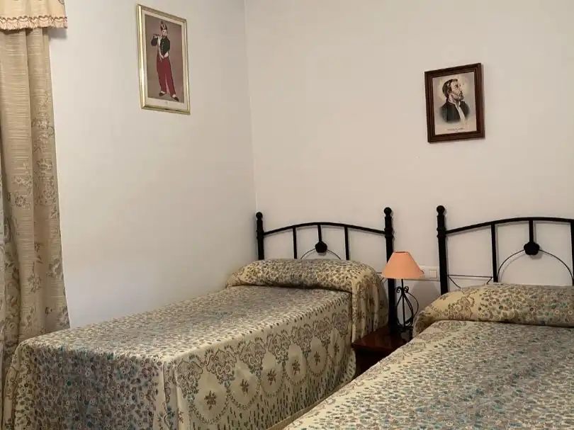 Dormitori de Pis en venda en Utrera amb Terrassa i Balcó