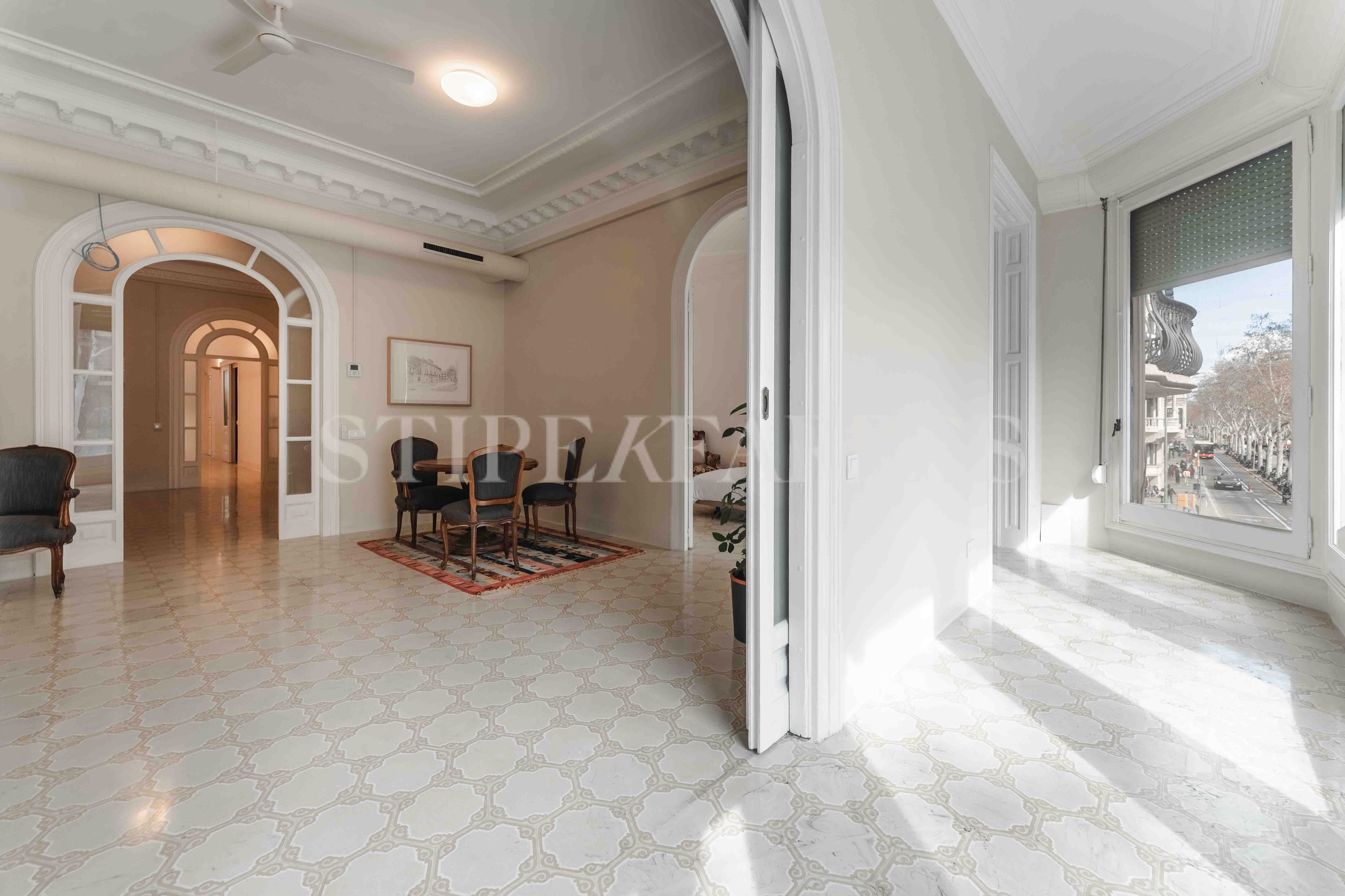 Flat to rent in  Barcelona Capital  with Air Conditioner, Heating and Furnished