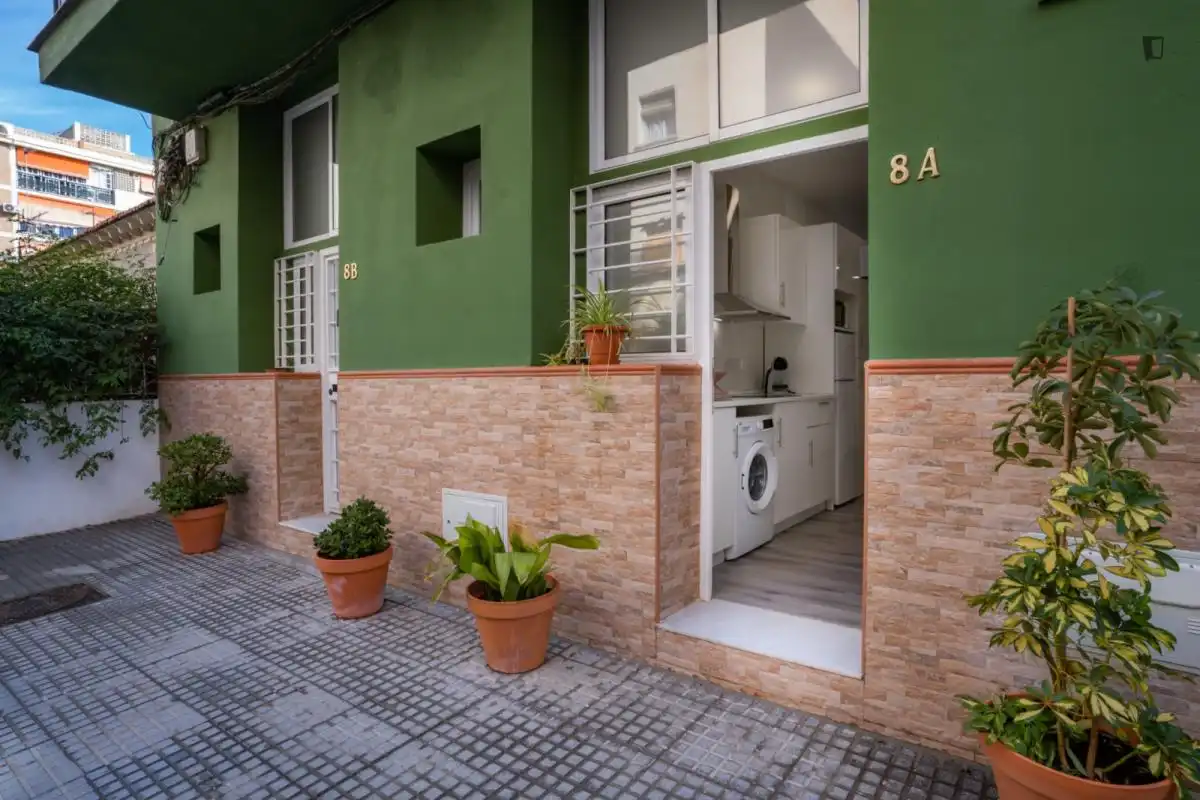 Study for rent in El Palo
