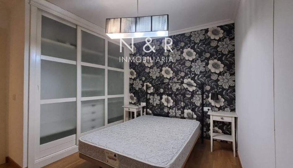 Photo 1 of Flat to rent in Xeneral Pardiñas, Ensanche - Sar, A Coruña