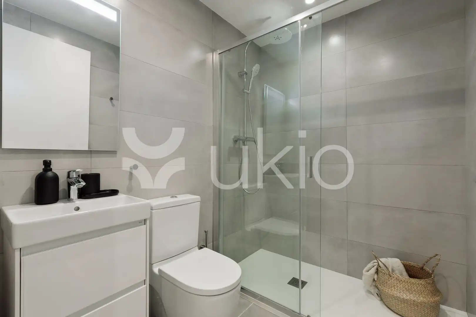 Apartamento con terraza en alquiler en Carrer de les Jonqueres, imagen 18