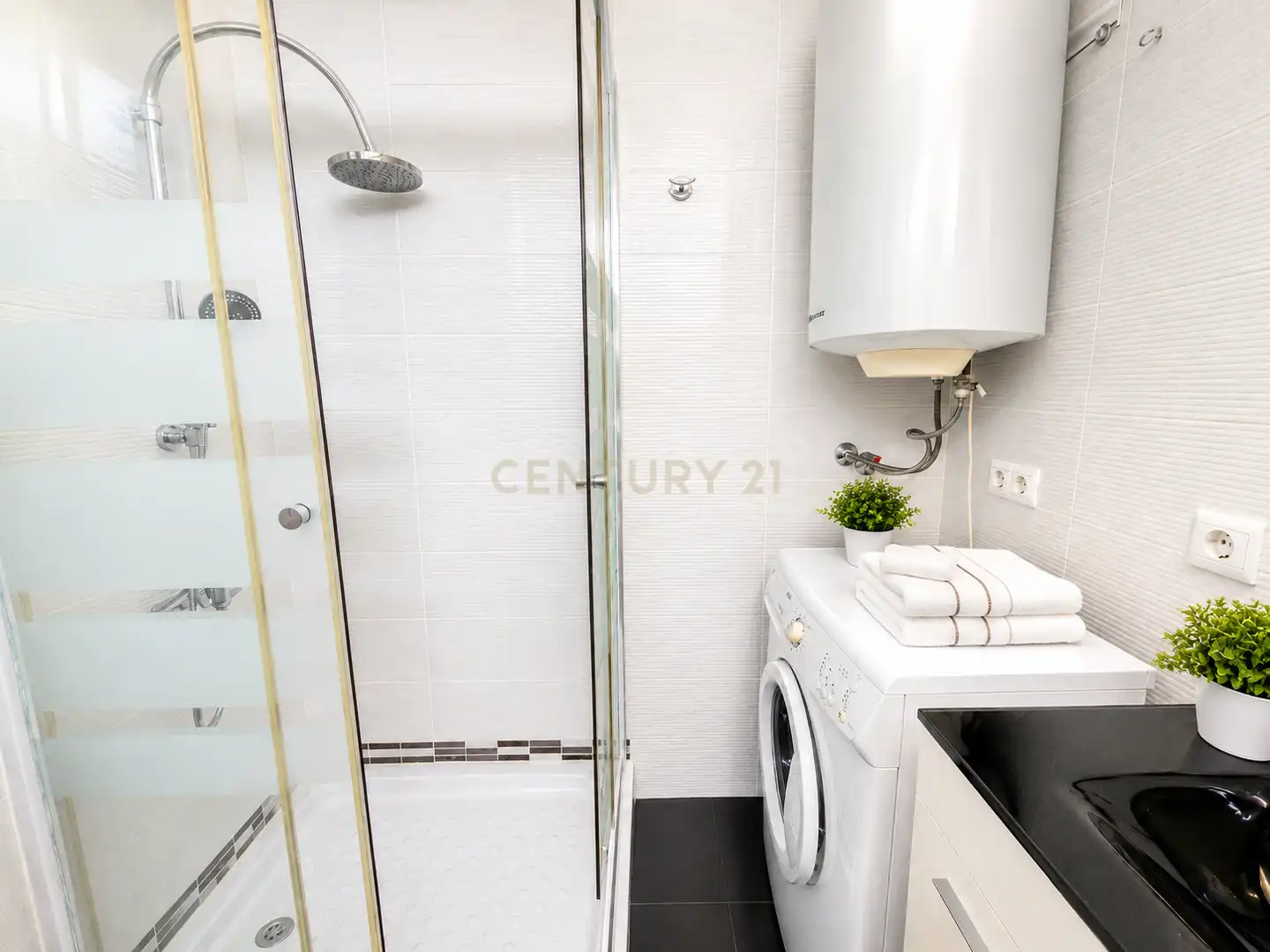 Apartament amb ascensor en venda a C. Piscis, 1, 29630 Benalmádena, Málaga, Spain 1, imagen 25