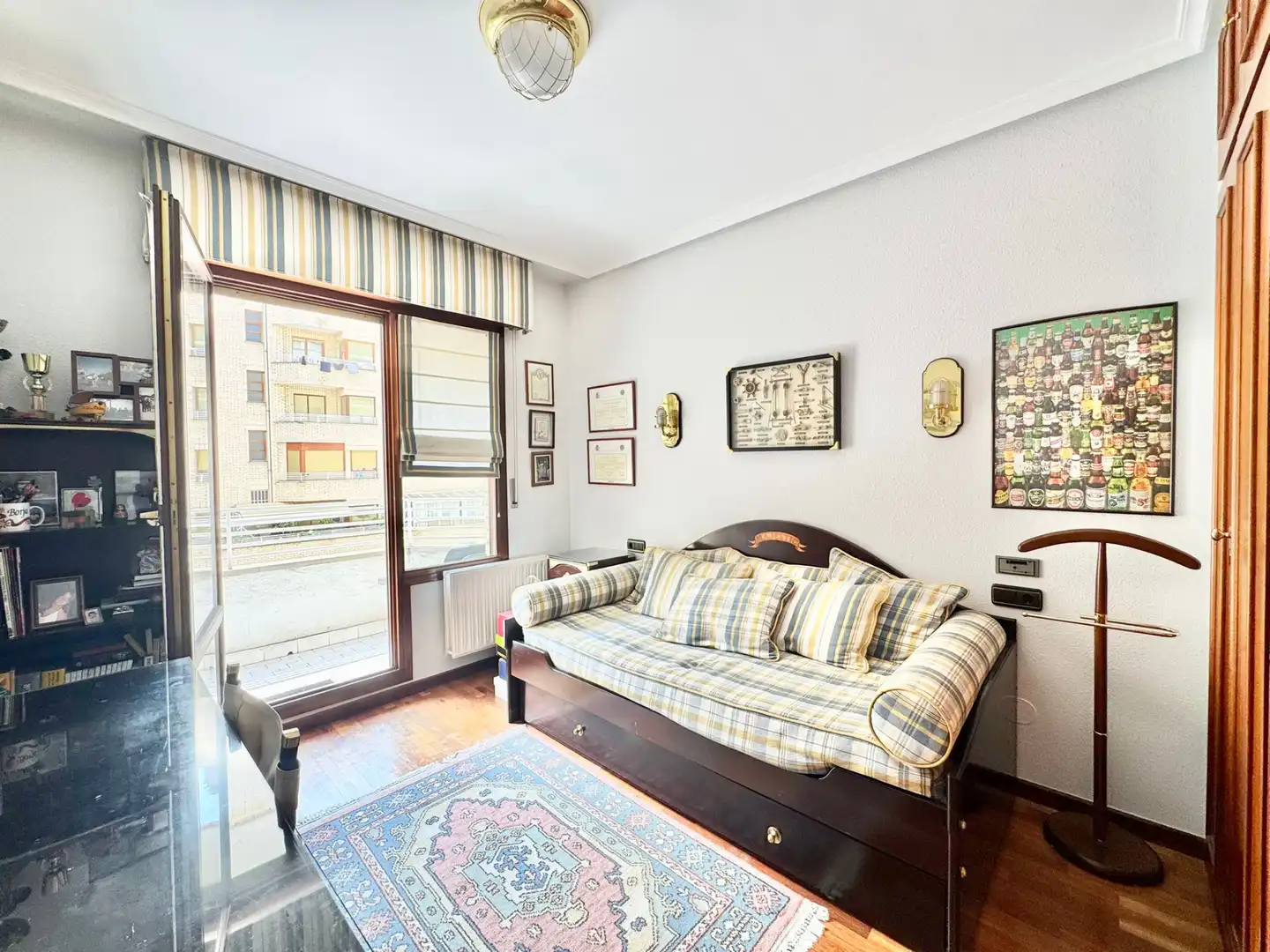 Sala de estar de Piso en venta en Vitoria - Gasteiz con Terraza y Trastero