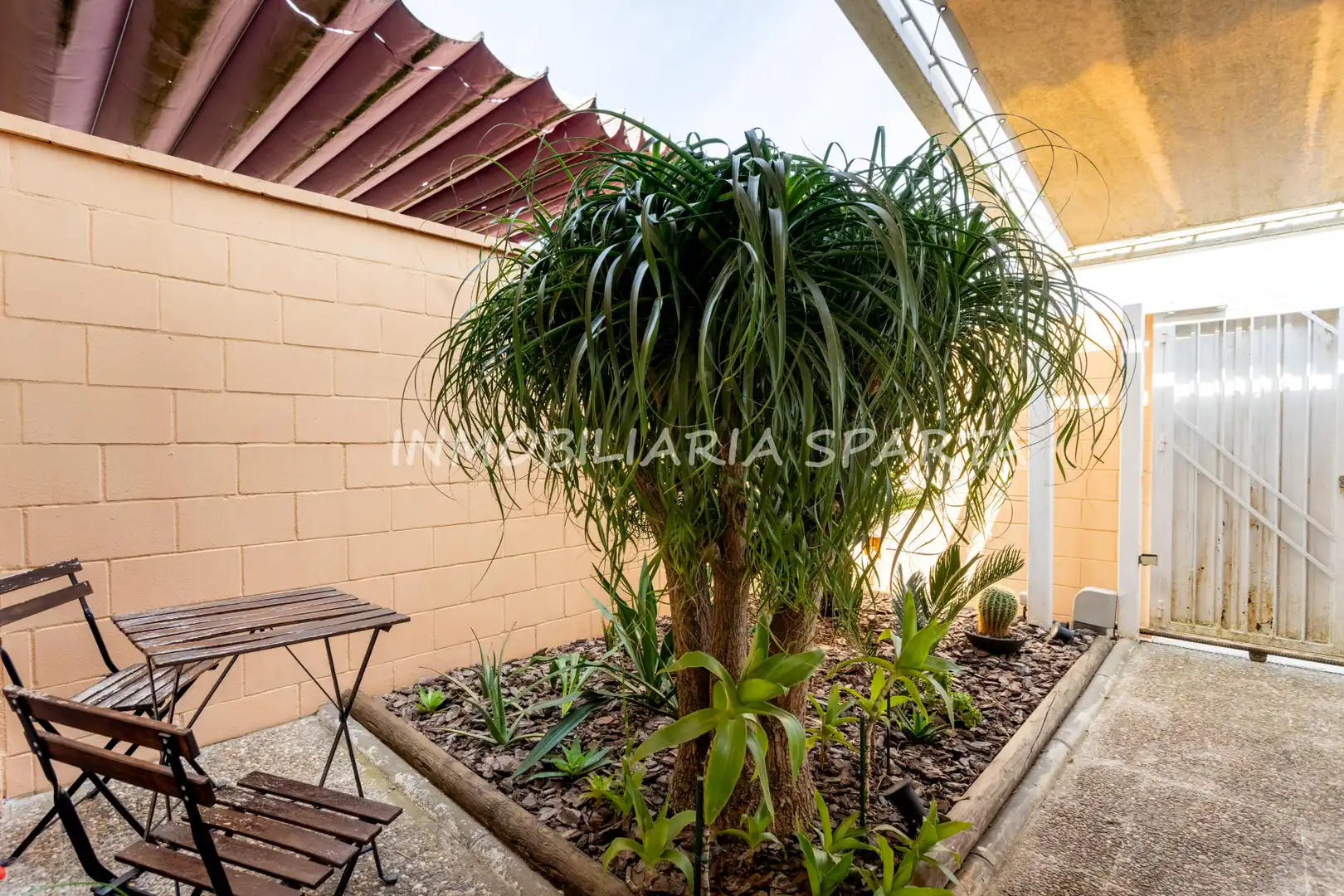 Terrace of Detached homes for sale in Bollullos de la Mitación  with Air Conditioner, Terrace and Oven