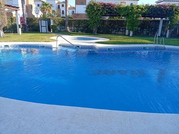 Reihenhaus mit Balkon zum Verkauf in Lomas del Mar