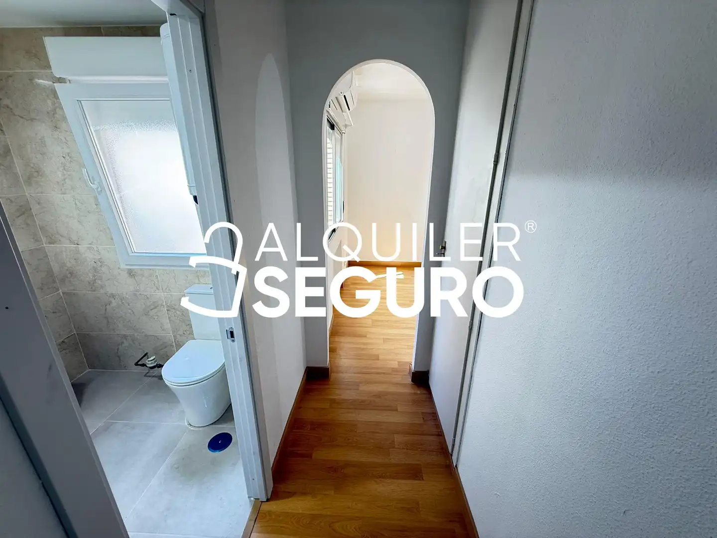 Flat for rent in Madrid  with Air Conditioner and Terrace